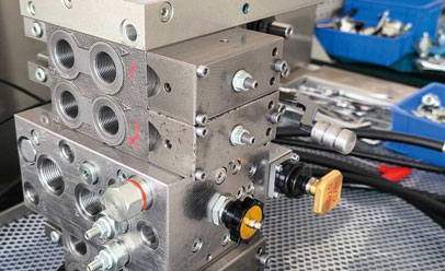 QDS Bolter Hydraulic Control Valve